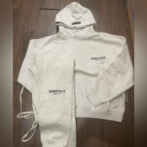 Essentials fear of god set brand new in bag